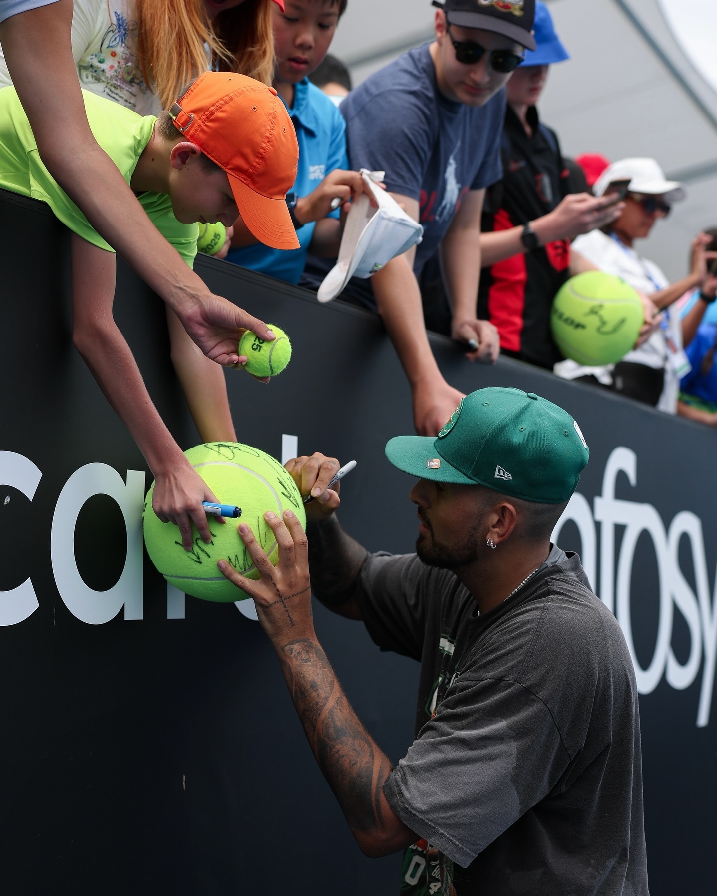 阿贾克斯发布备战花絮，窗口期刷新队史纪录，NBA季后赛任务艰巨，控场能力受关注的简单介绍-英雄联盟